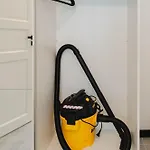 M101 2 Apartment *