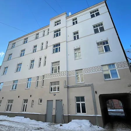 Dzīvoklis M101 2 *