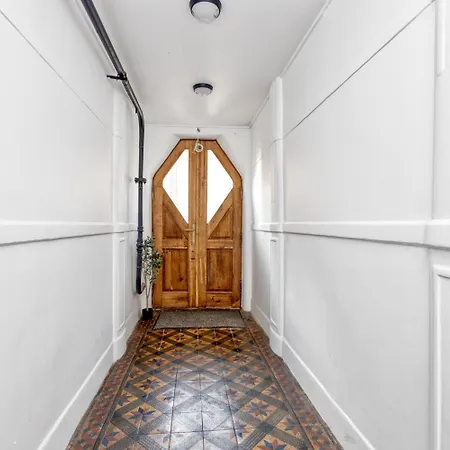 Apartamento M101 2 *